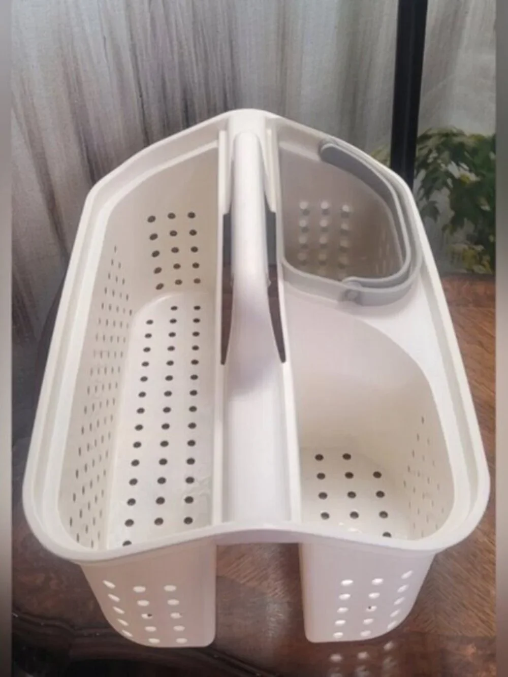 New! Room Essentials 2 in 1 shower cream caddy carrying storage for on the go!